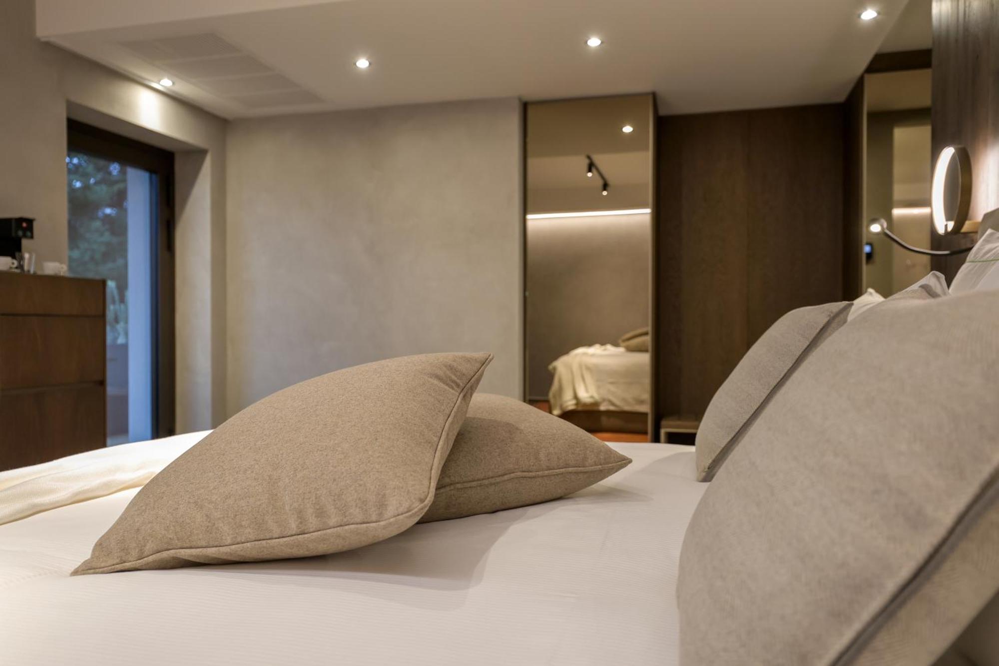 Готель Collina Luxury Relais Клузоне Екстер'єр фото